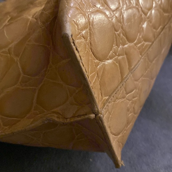 Vintage Furla Tote Handbag, 11.5”X 16”, Some wear/rubbing on the bottom corners. - Picture 11 of 13